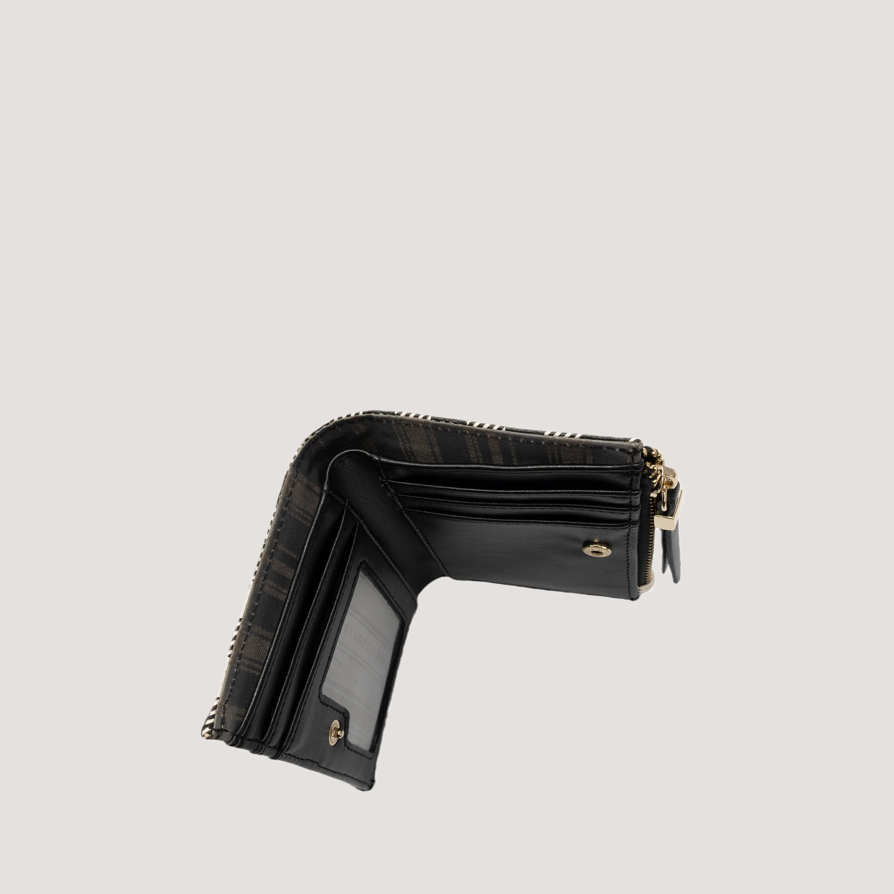 Aubrey - Image 4