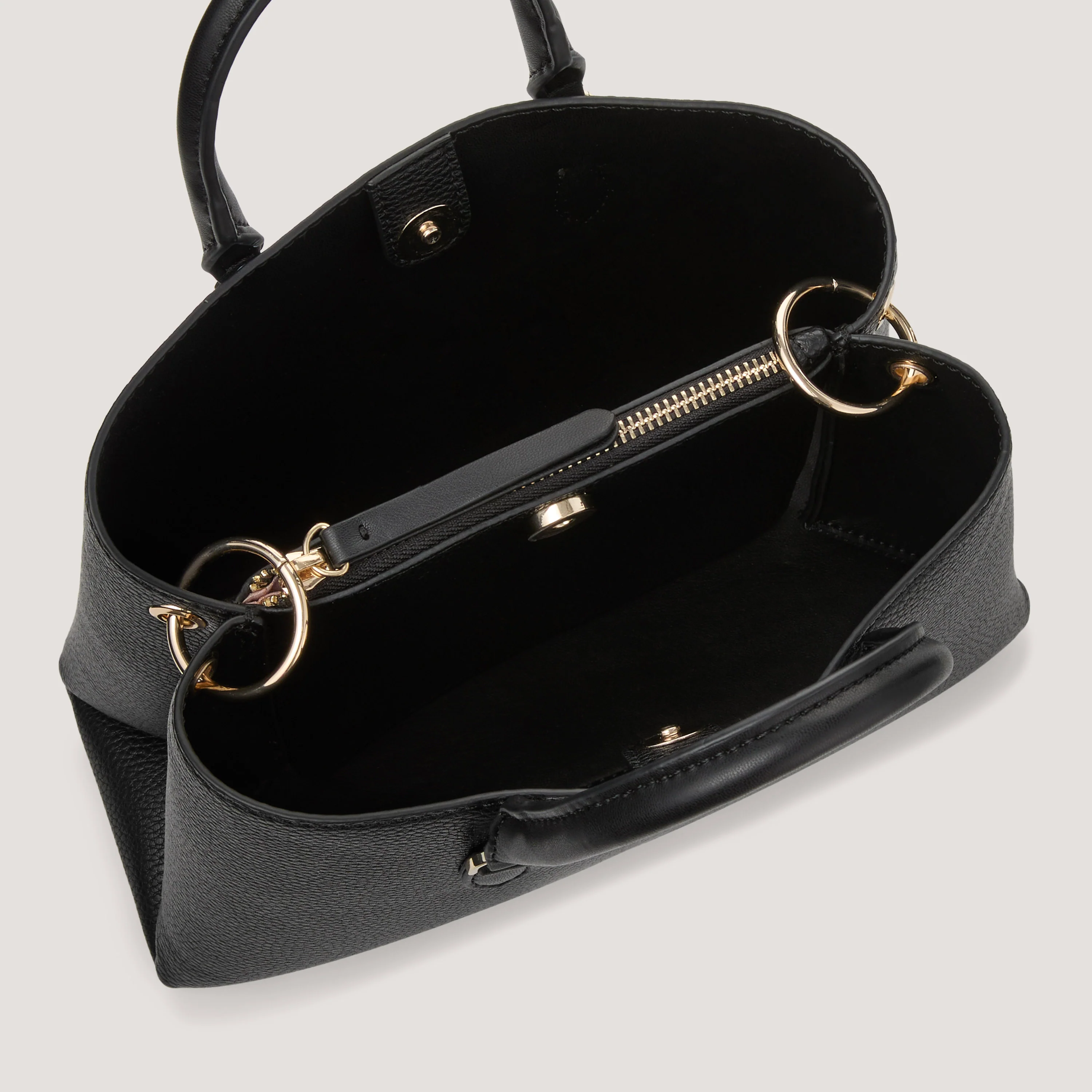 Emery - Image 4
