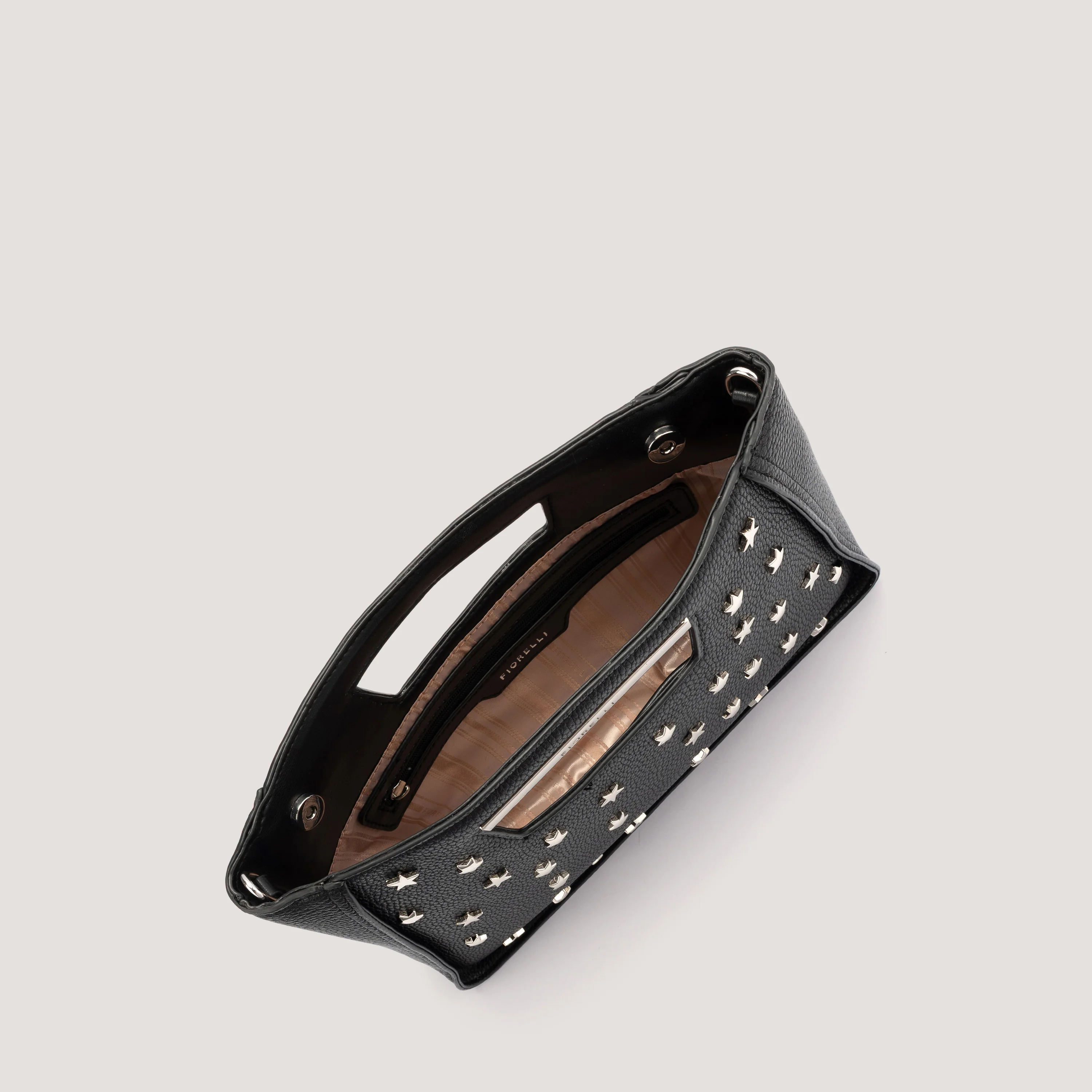 Lola - Image 4